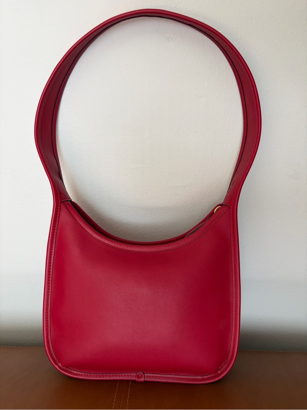 NWOT Coach Curve Zip Reedition in Ruby - Picture 2 of 7